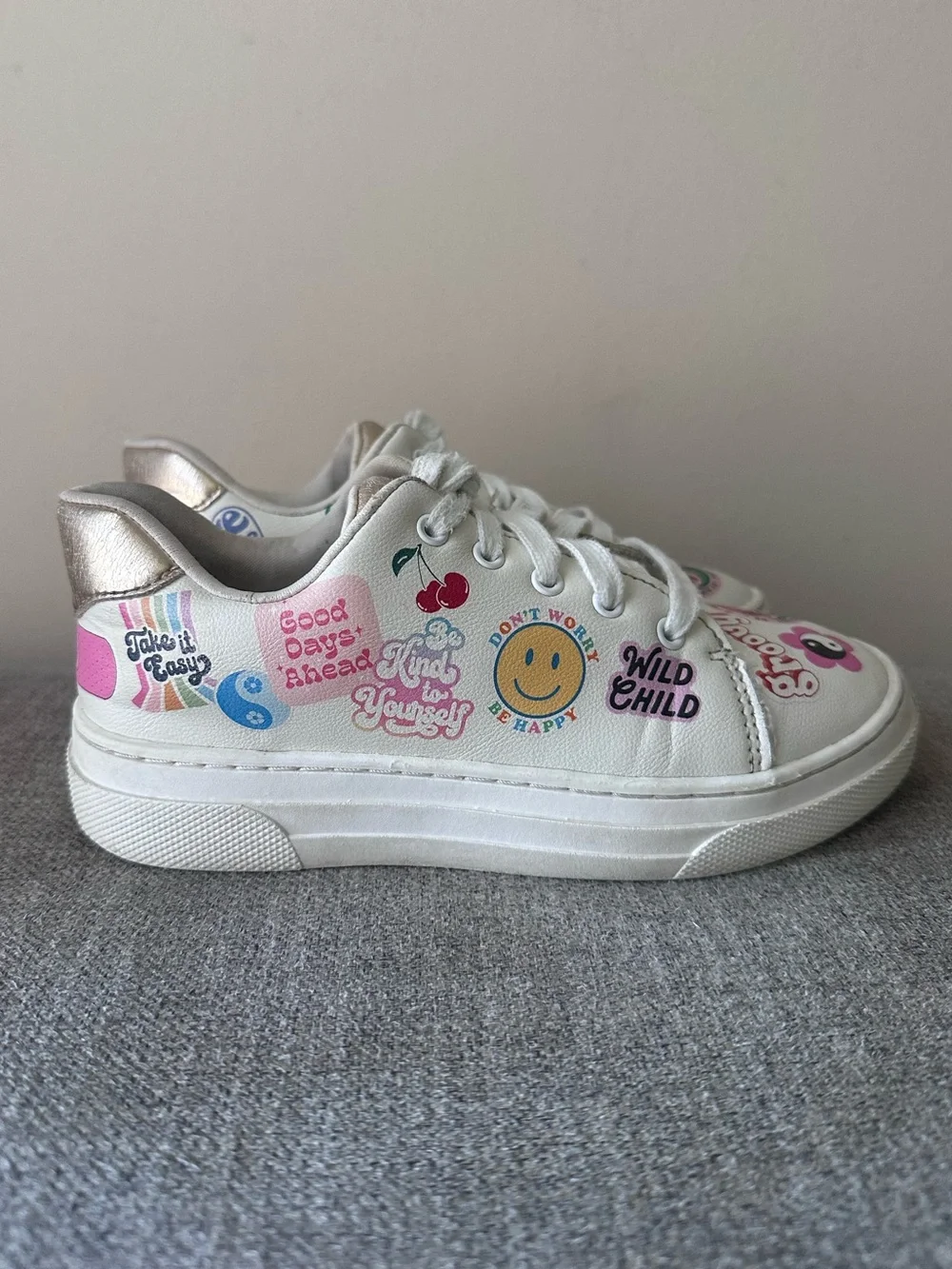 Steve Madden Be Happy Sneakers